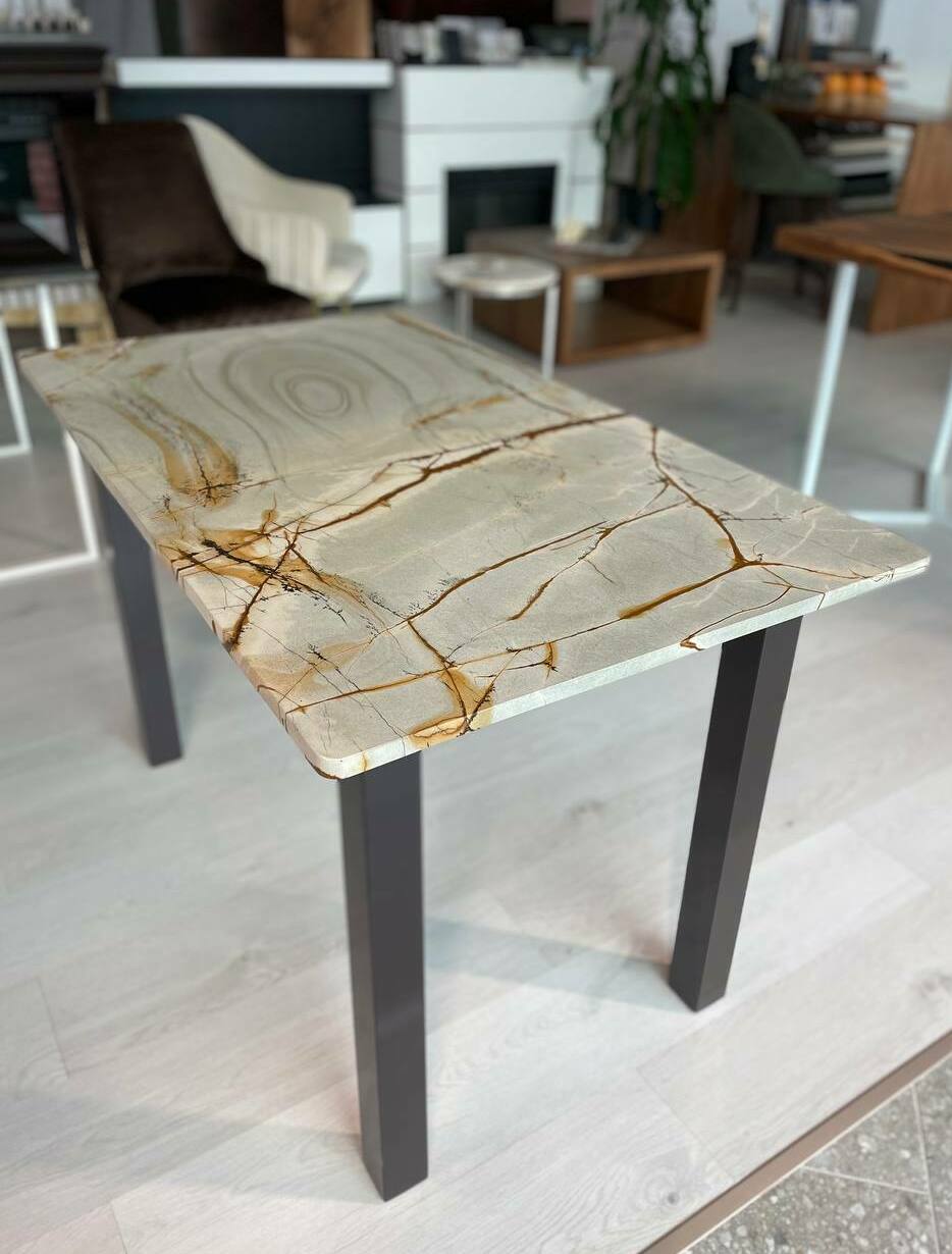 Обеденный стол из кварцита blue roma&nbsp;