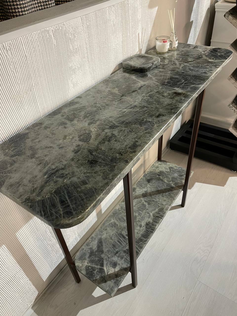 Консоль&nbsp;